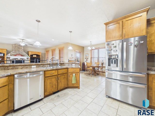 48190 268th St Street, Brandon, SD 57005