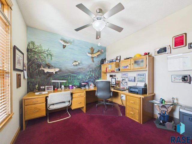 48190 268th St Street, Brandon, SD 57005