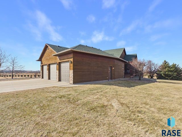 48190 268th St Street, Brandon, SD 57005