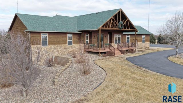 48190 268th St Street, Brandon, SD 57005