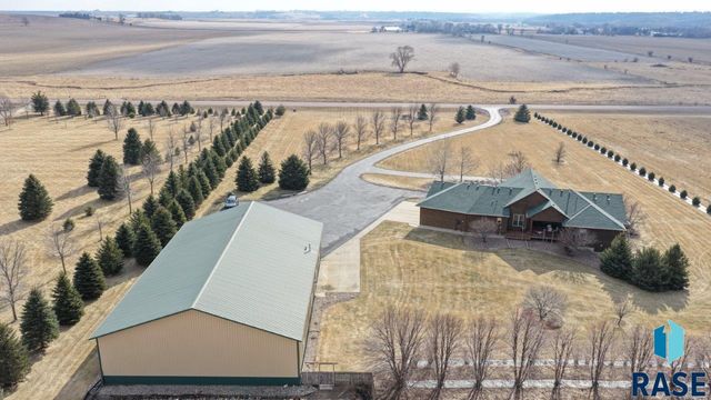 48190 268th St Street, Brandon, SD 57005