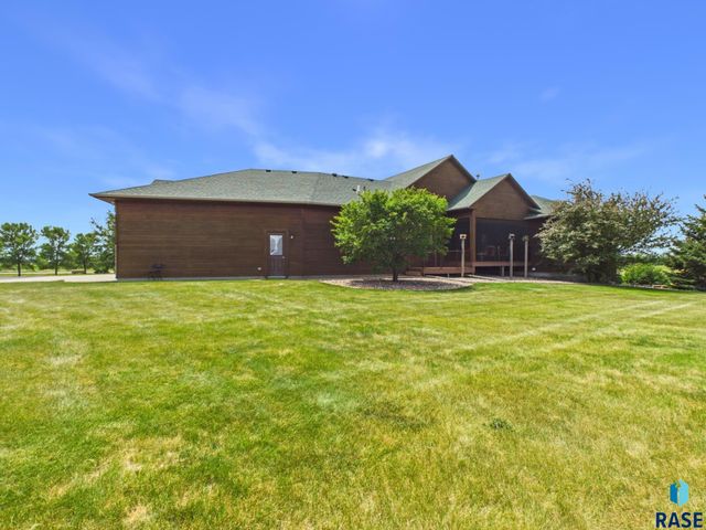 48190 268th St Street, Brandon, SD 57005