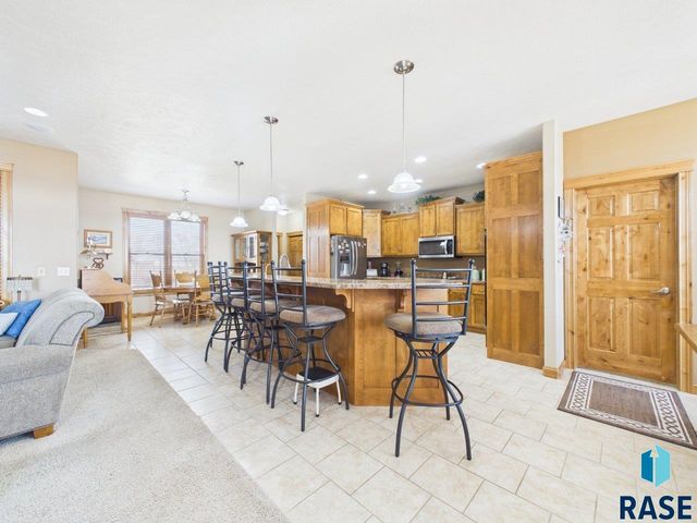 48190 268th St Street, Brandon, SD 57005