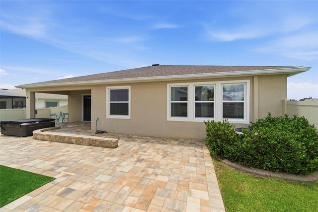 10403 LAXER CAY LOOP, San Antonio, FL 33576