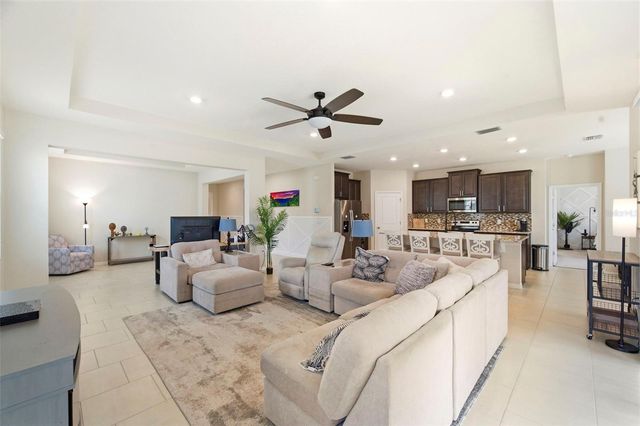 10403 LAXER CAY LOOP, San Antonio, FL 33576
