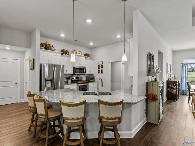 174 Summit Lakes Drive, Athens, AL 35613