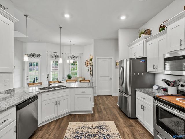 174 Summit Lakes Drive, Athens, AL 35613