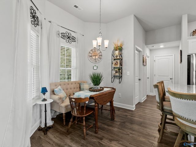 174 Summit Lakes Drive, Athens, AL 35613