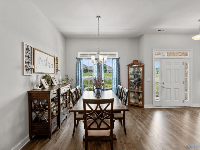 174 Summit Lakes Drive, Athens, AL 35613