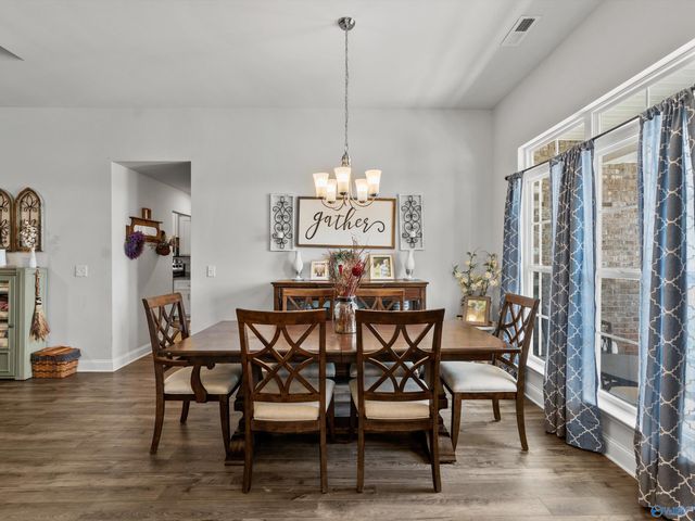 174 Summit Lakes Drive, Athens, AL 35613