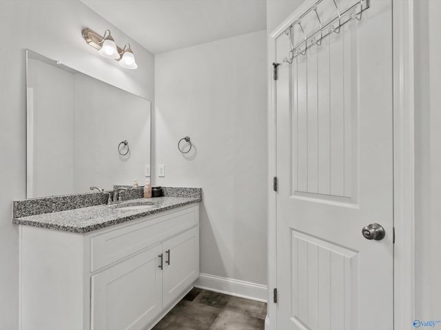 174 Summit Lakes Drive, Athens, AL 35613