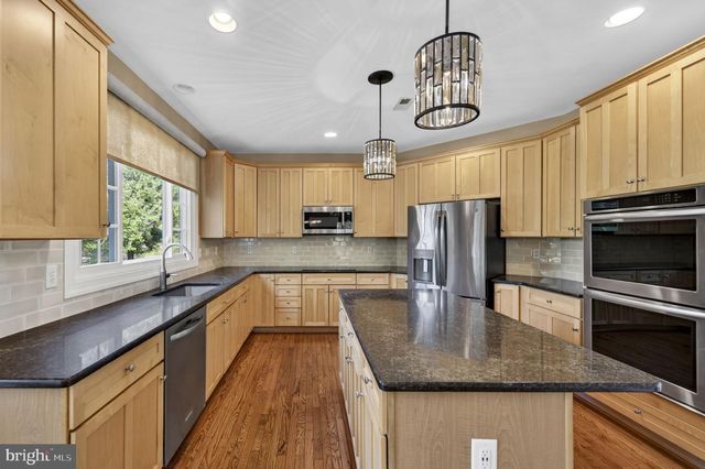 2112 BORDLY DR, Brookeville, MD 20833