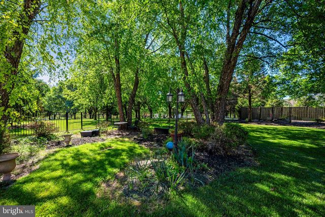 2112 BORDLY DR, Brookeville, MD 20833