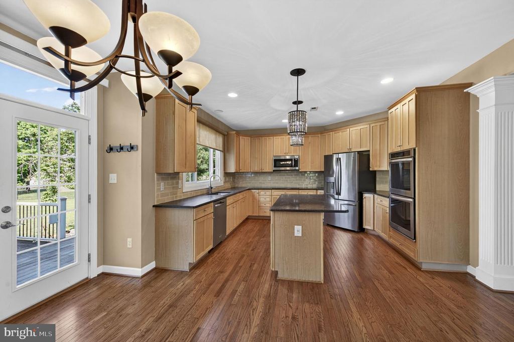 Image 32 of property listing at 2112 BORDLY DR, Brookeville, MD 20833