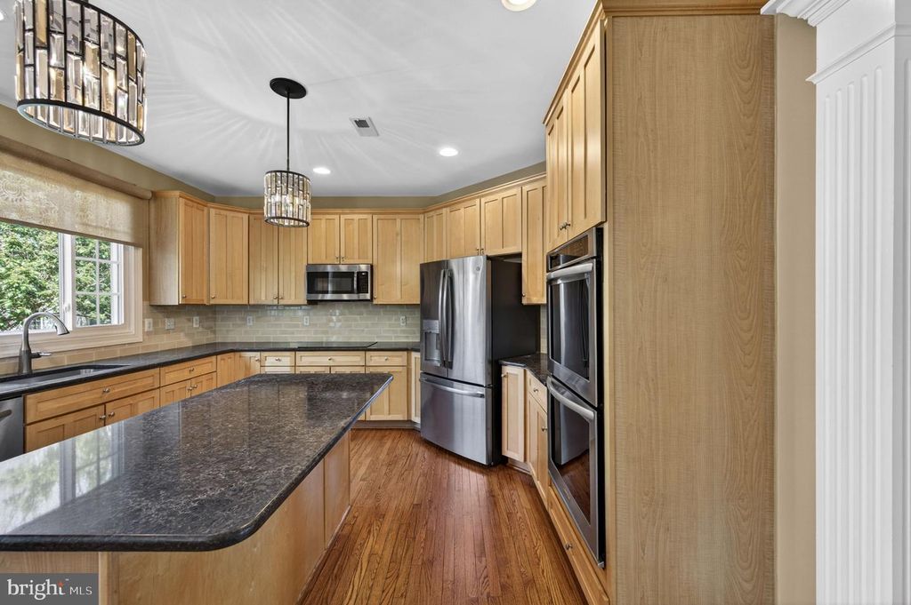 Image 38 of property listing at 2112 BORDLY DR, Brookeville, MD 20833