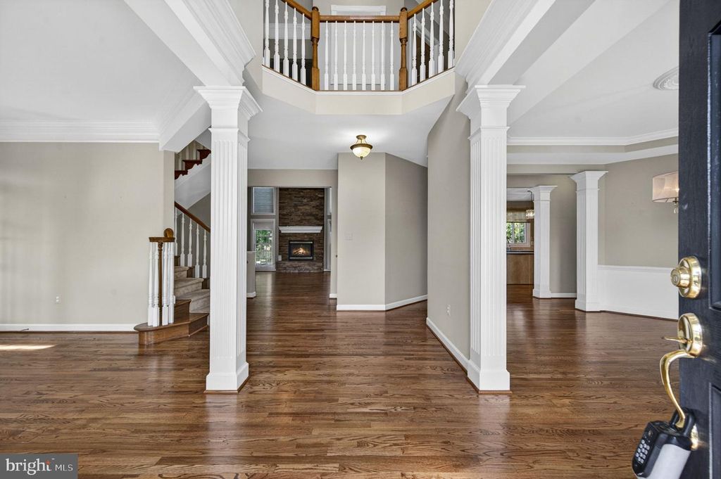 Image 4 of property listing at 2112 BORDLY DR, Brookeville, MD 20833