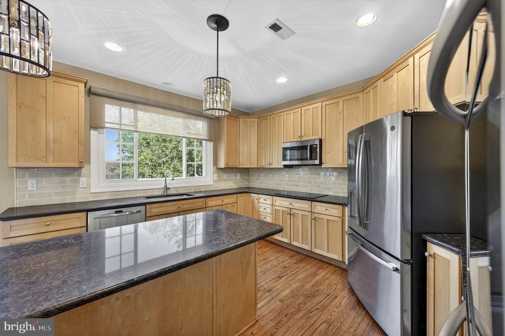 Image 42 of property listing at 2112 BORDLY DR, Brookeville, MD 20833