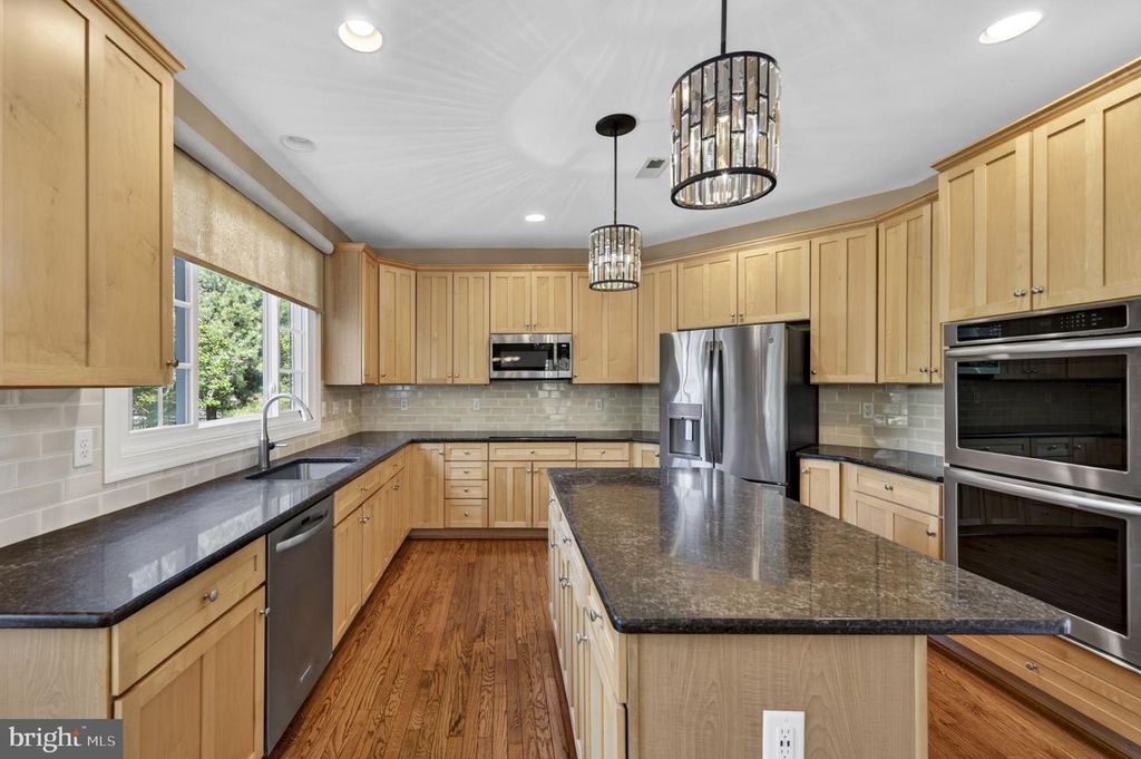 Image 43 of property listing at 2112 BORDLY DR, Brookeville, MD 20833