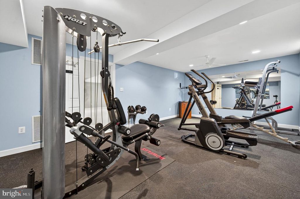 Image 76 of property listing at 2112 BORDLY DR, Brookeville, MD 20833