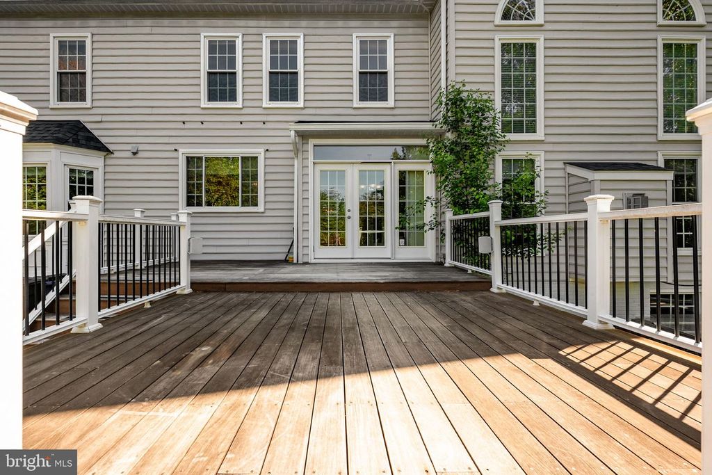 Image 80 of property listing at 2112 BORDLY DR, Brookeville, MD 20833