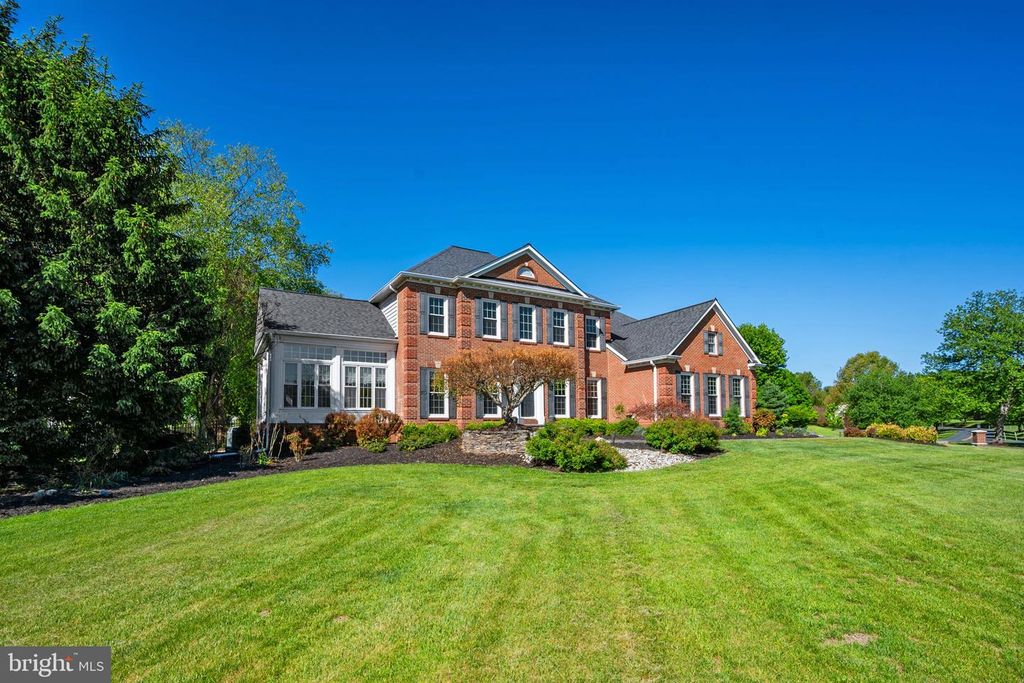 Image 98 of property listing at 2112 BORDLY DR, Brookeville, MD 20833