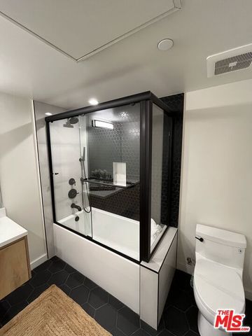 124 S Croft Avenue 402, Los Angeles, CA 90048
