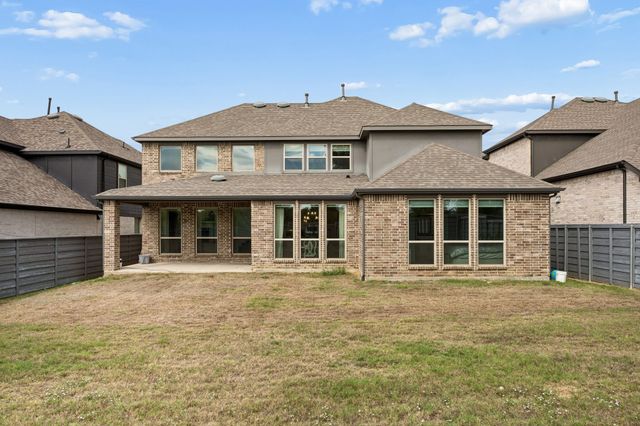 424 Sunnyridge Lane, Little Elm, TX 76227