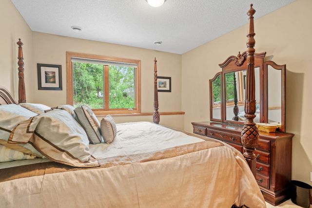 13644 Crompton Avenue, Rosemount, MN 55068