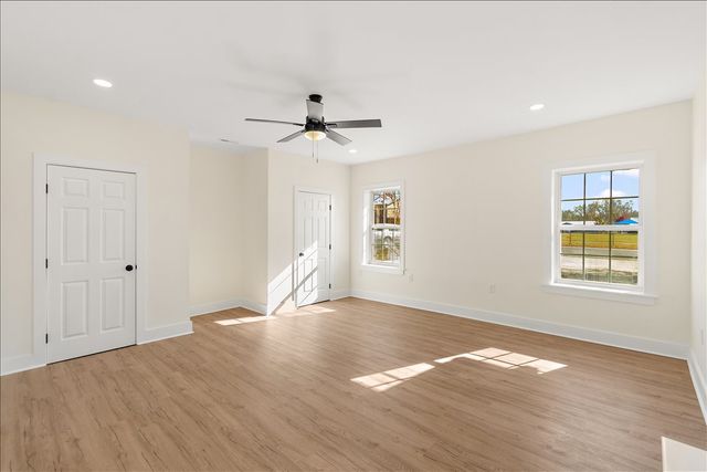 502 8th St, Lawrenceburg, TN 38464