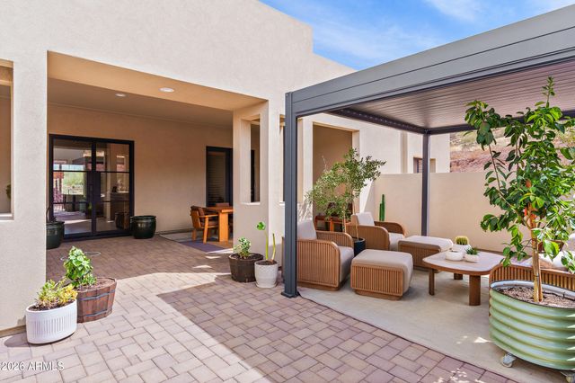 1816 E FORTUNE Drive, Phoenix, AZ 85086