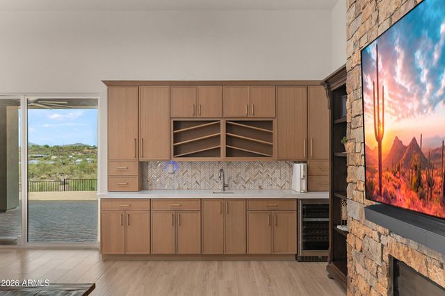 1816 E FORTUNE Drive, Phoenix, AZ 85086