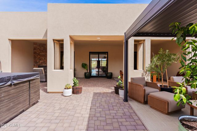 1816 E FORTUNE Drive, Phoenix, AZ 85086