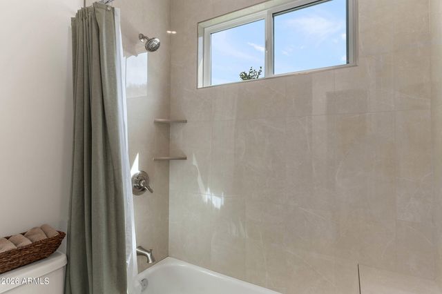 1816 E FORTUNE Drive, Phoenix, AZ 85086