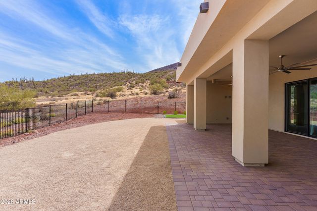 1816 E FORTUNE Drive, Phoenix, AZ 85086