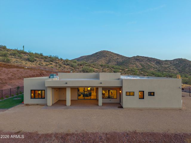 1816 E FORTUNE Drive, Phoenix, AZ 85086