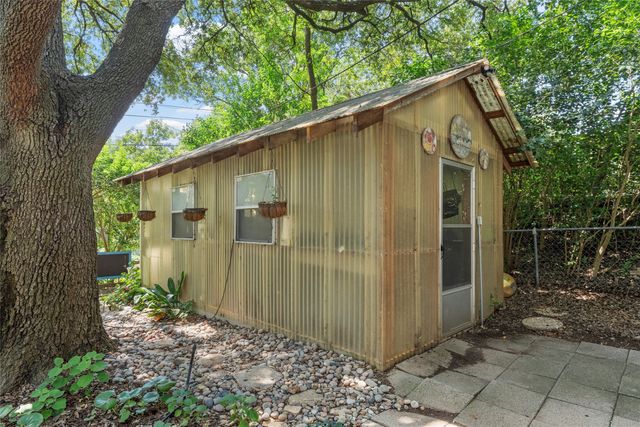 6224 Summit Ridge Drive, Waco, TX 76710
