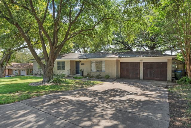 6224 Summit Ridge Drive, Waco, TX 76710