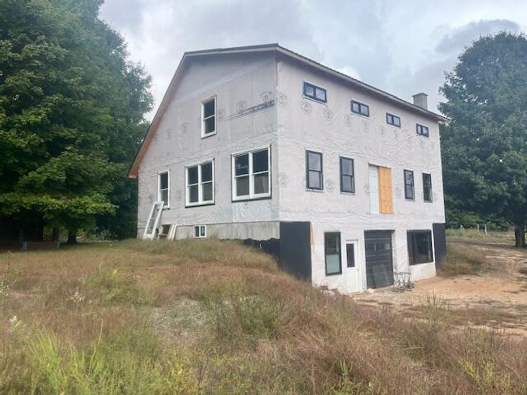 VL55 Nine Mile Road, Kaleva, MI 49645