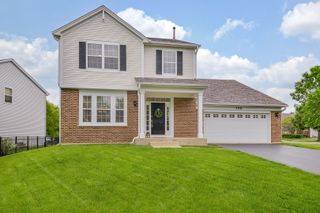 298 Fairhaven Drive, St. Charles, IL 60175