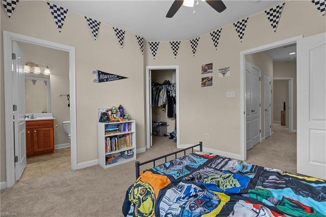 229 Tigerlilly DR, Portsmouth, VA 23701