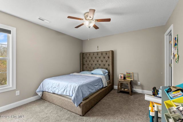 412 Pewter Court, Jacksonville, NC 28546