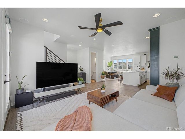 1773 Zelda Ln, Thornton, CO 80241