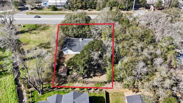 1438 Folly Road, Charleston, SC 29412