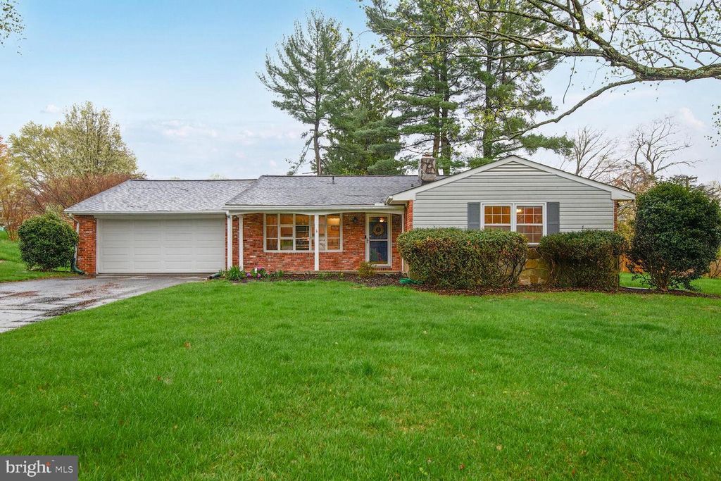 2813 DEERFIELD DR, Ellicott City, MD 21043