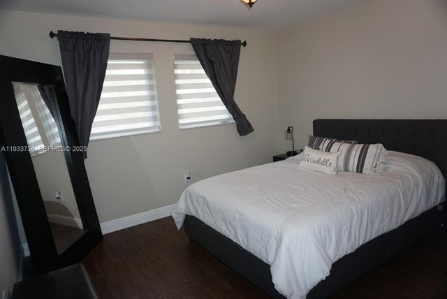 10350 SW 16th St 0, Miami, FL 33165