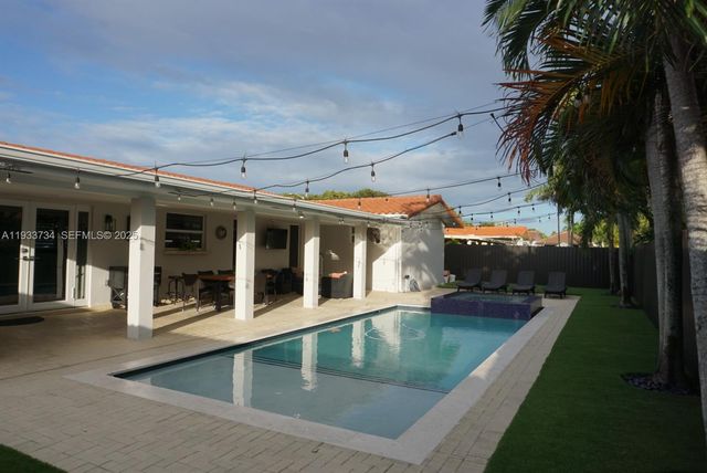 10350 SW 16th St 0, Miami, FL 33165