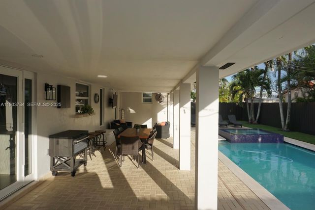 10350 SW 16th St 0, Miami, FL 33165