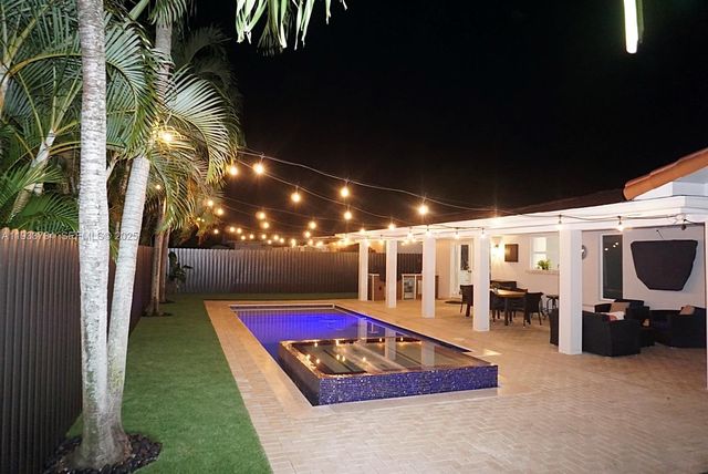 10350 SW 16th St 0, Miami, FL 33165