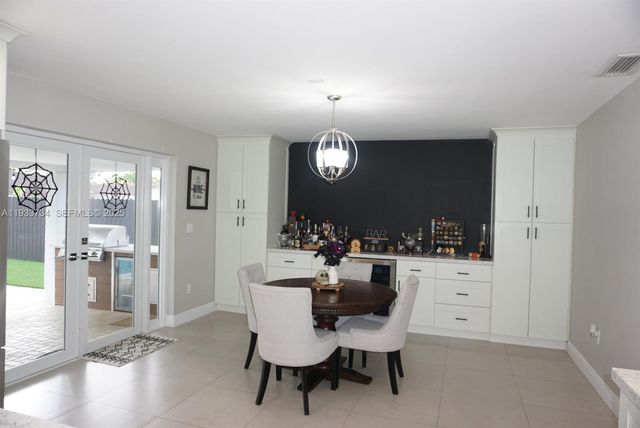 10350 SW 16th St 0, Miami, FL 33165