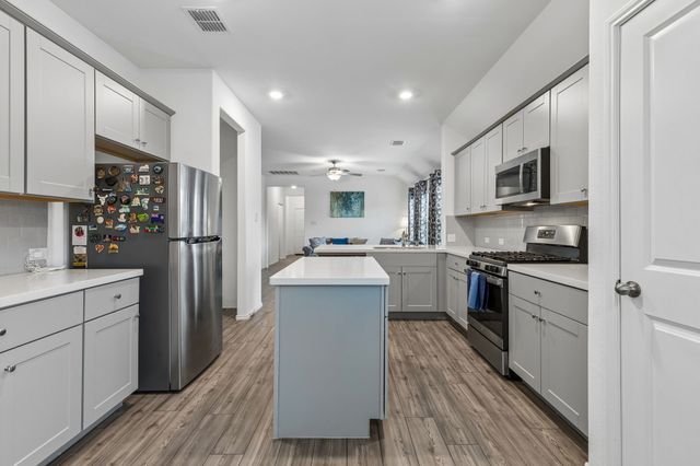 4001 Fairmont Lane, Forney, TX 75126